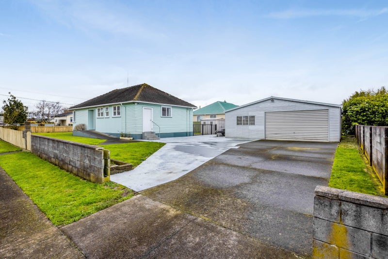 1 Malone Place, Hawera - Carousel 2