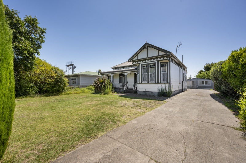 102 Frederick Street East, Mayfair, Hastings - Carousel 2