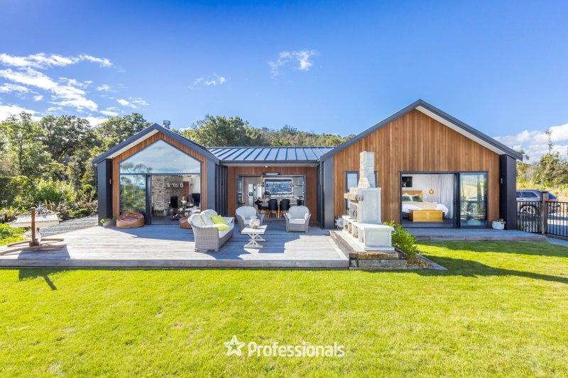263 Fairview Drive, Akatarawa, Upper Hutt - Carousel 2