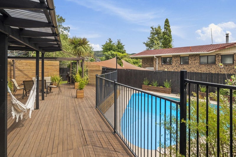 1 Waitawa Place, Lynmore, Rotorua - Carousel 2