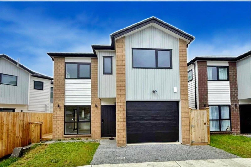 14D Friesian Drive, Mangere, Auckland - Carousel 1