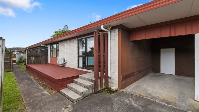 1/19 Latham Avenue, Pakuranga, Auckland - Carousel 1