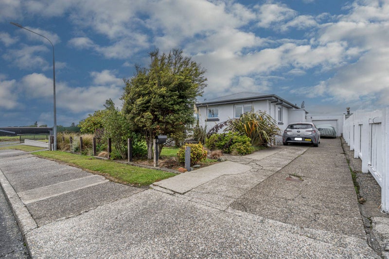 9 Alexander Avenue, Newfield, Invercargill - Carousel 1