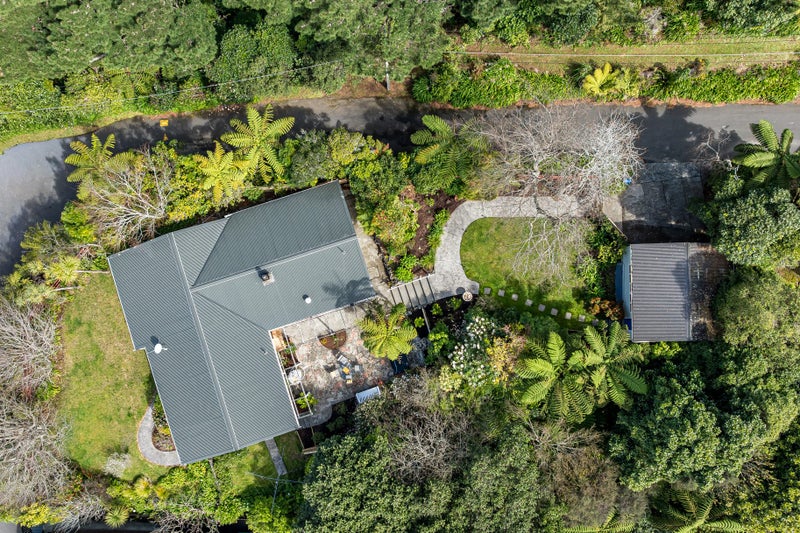 25 Palm Grove, Belmont, Lower Hutt - Carousel 2