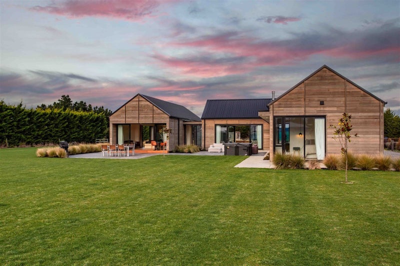 935 Tram Road, Ohoka, Kaiapoi - Carousel 1