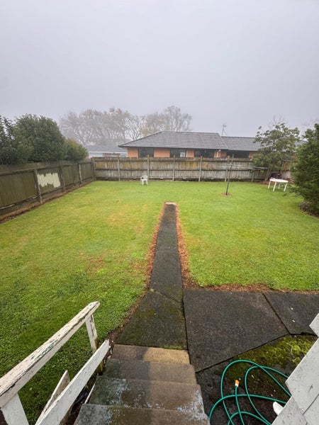 1 Te Kanawa Crescent, Henderson, Auckland - Carousel 2