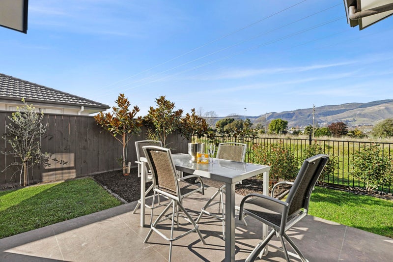 25 Eton Street, Richmond - Carousel 2