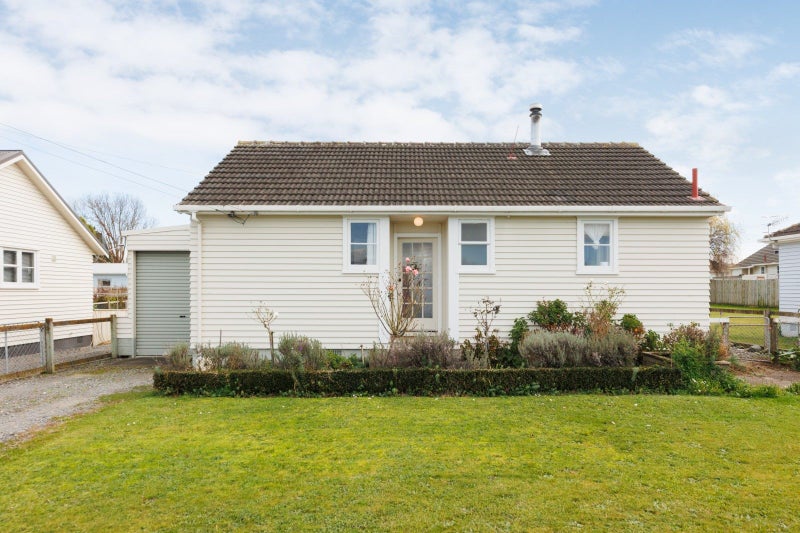 18 Bell Street, Marton, Marton - Carousel 1