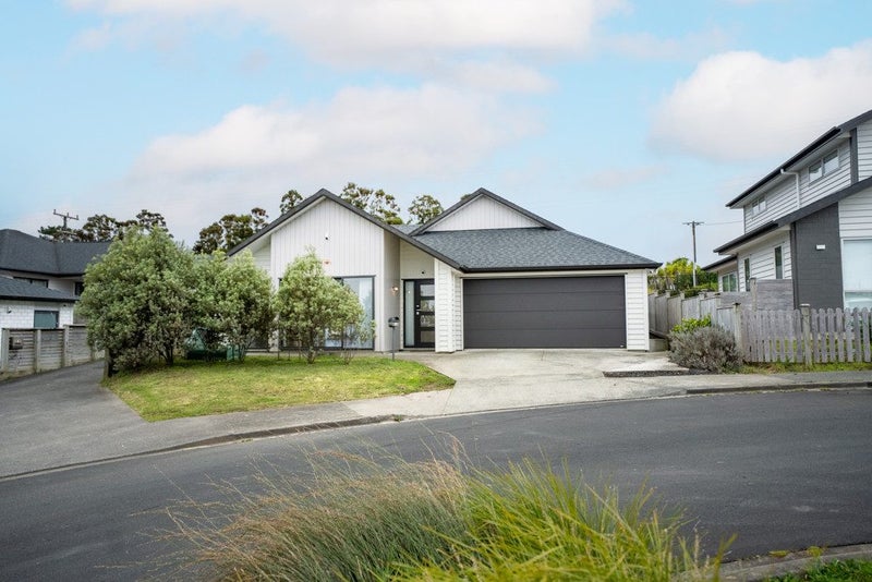 23 Reserva Crescent, Kumeu - Carousel 1
