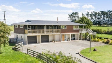 570 Ashhurst Road, Ashhurst, Palmerston North - Carousel 1