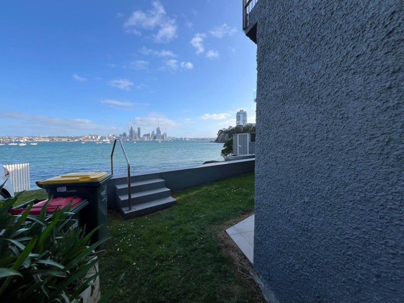 1 Stanley Point Road, Stanley Point, Auckland - Carousel 9