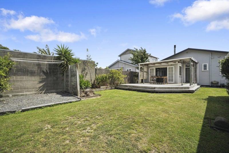 40 Ava Street, Petone, Lower Hutt - Carousel 25