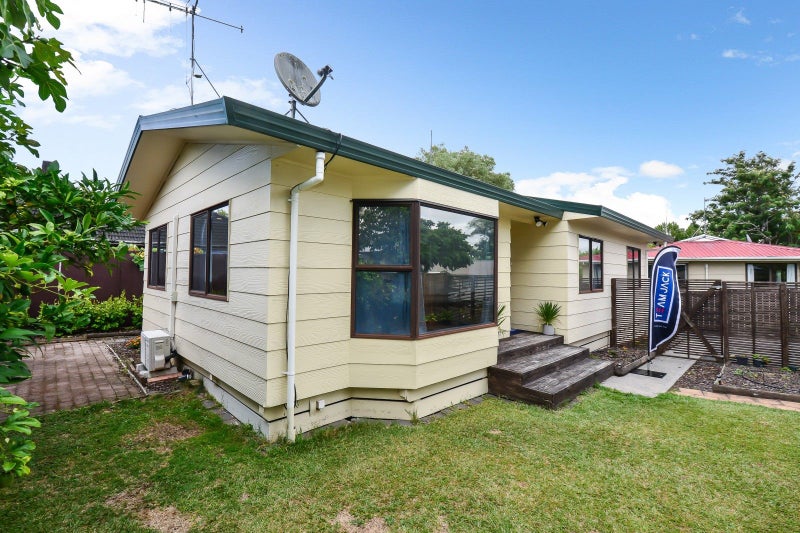 3 Balmoral Rise, Chartwell, Hamilton - Carousel 1