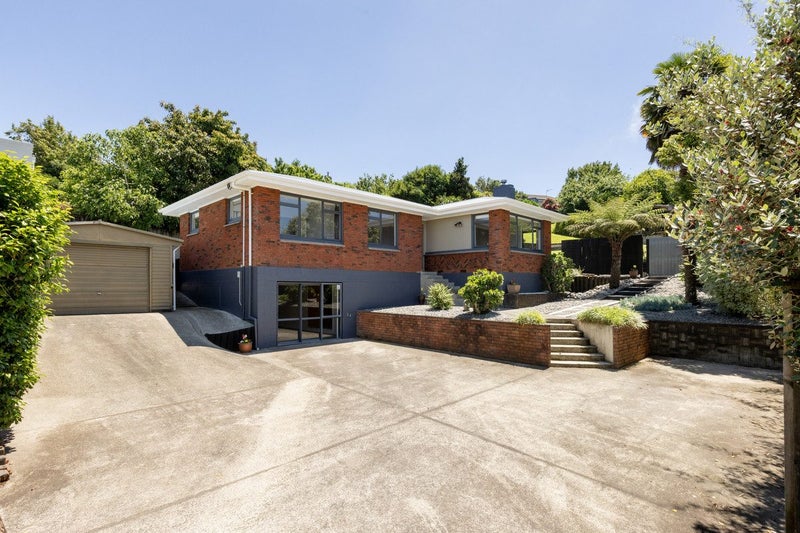 8 Highfield Crescent, Brookfield, Tauranga - Carousel 1