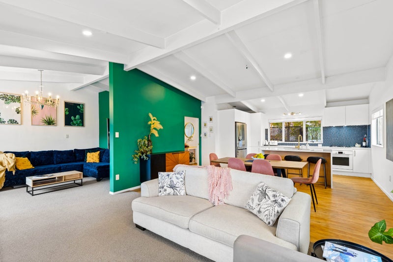 2/46 Holbrook Street, Avondale, Auckland - Carousel 2