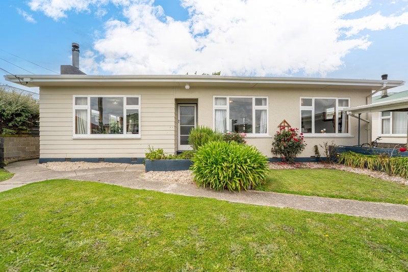 11 Milner Street, Oamaru North, Oamaru - Carousel 1