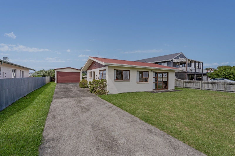 7 Catherine Crescent, Whitianga - Carousel 1