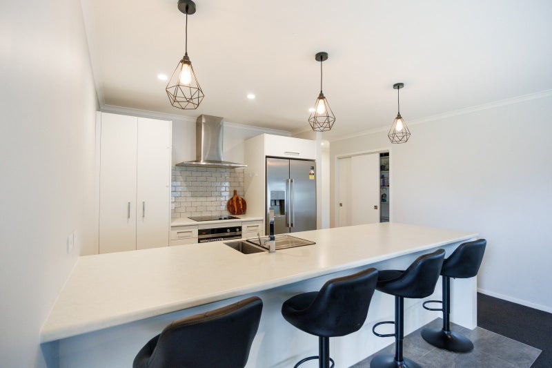 10 Pearl Grove, Ashhurst, Ashhurst - Carousel 2