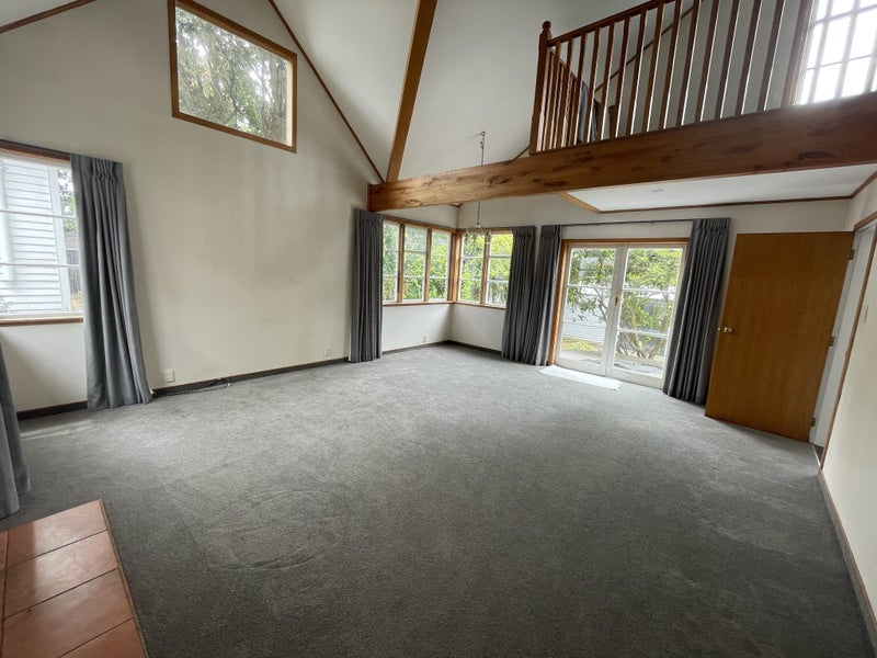 19 Moa Road, Point Chevalier, Auckland - Carousel 2