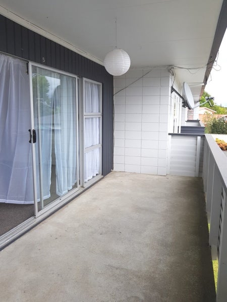 5/65 Anglesea Street, Hamilton Central, Hamilton - Carousel 12