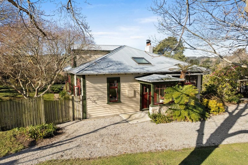 24 Mount Street, Wakari, Dunedin - Carousel 1