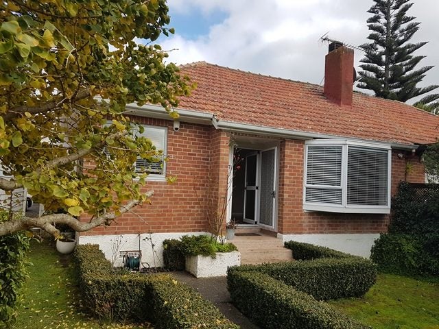 27 Reihana Street, Orakei, Auckland - Carousel 1