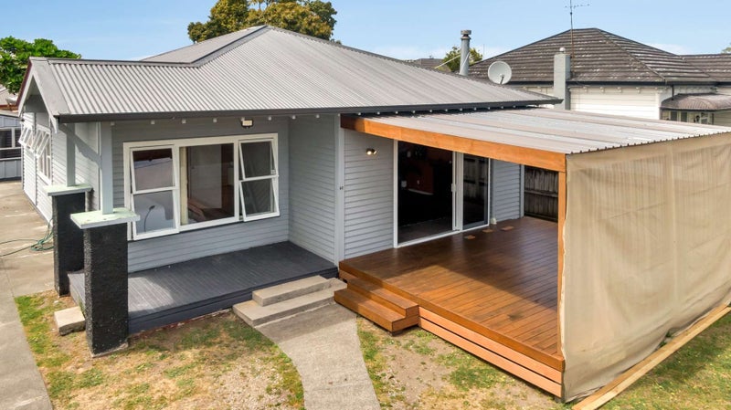 68 Stanley Road, Te Hapara, Gisborne - Carousel 1