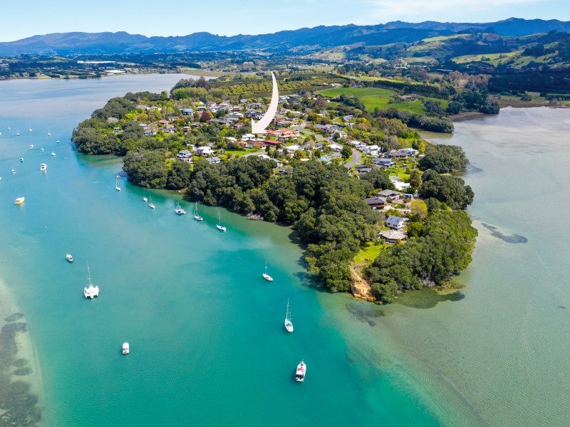 301 Tanners Point Road, Tanners Point, Katikati - Carousel 1