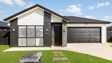 9 Otohikawa AVE, Glenbrook - Carousel 1
