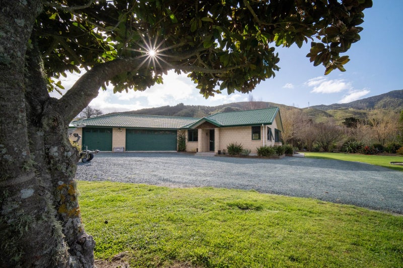 25 Hollyman Road, Nelson - Carousel 1