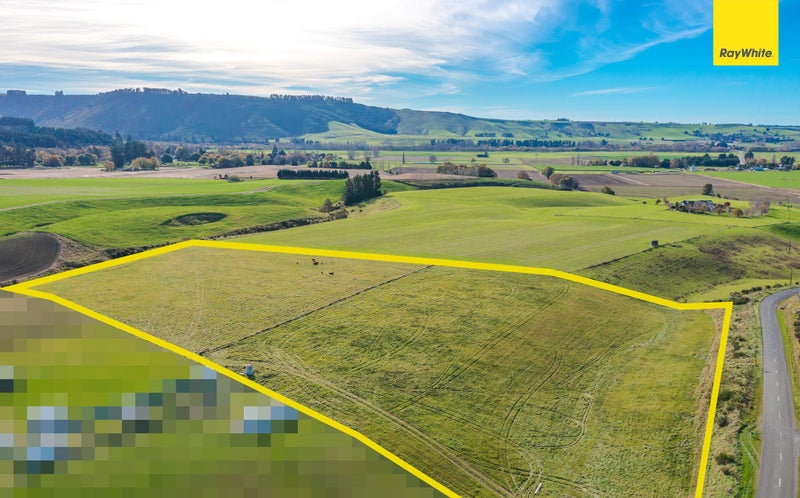 146 Gordons Valley Road, Maungati, Southburn - Carousel 1