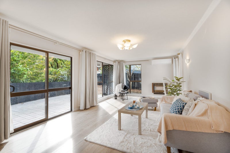 11 Renoir Avenue, Belmont, Lower Hutt - Carousel 2