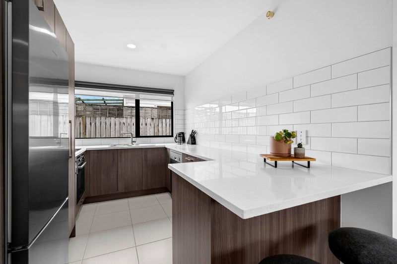 73A Settlement Road, Papakura, Papakura - Carousel 2
