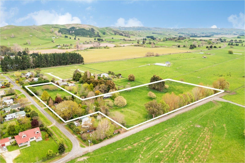 33 Ellison Street, Otane - Carousel 2