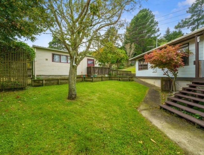 86 Valley Road, Paraparaumu - Carousel 2