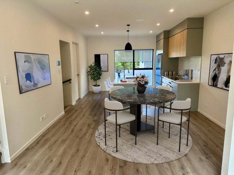 3/105 Hobsonville Road, West Harbour, Auckland - Carousel 2