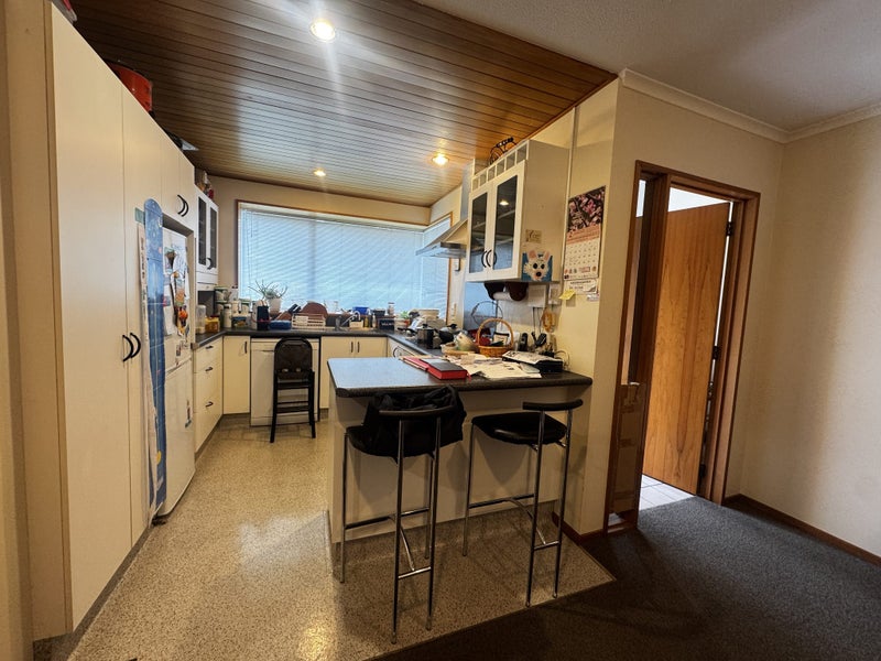 17 Abingdon Court, Avonhead, Christchurch - Carousel 2
