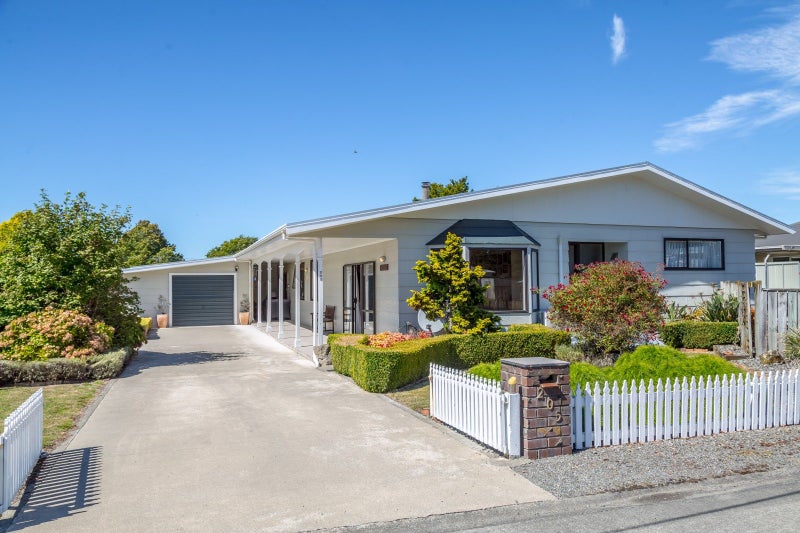205 West Street, Greytown, Greytown - Carousel 1