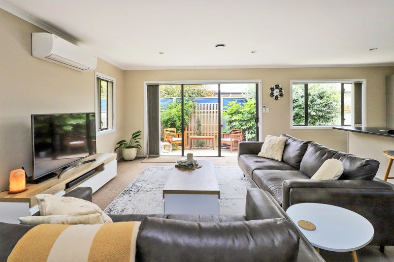 21A Park Road, Greenmeadows, Napier - Carousel 2