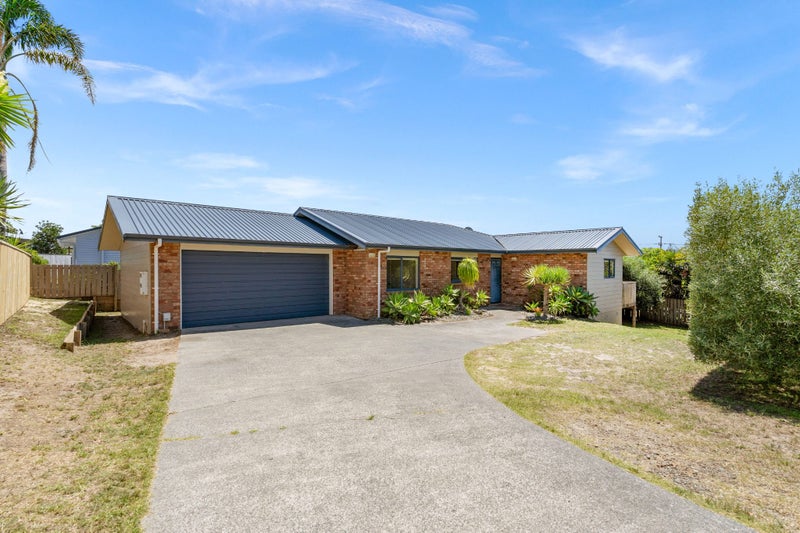 19 Surfside Lane, Ruakaka - Carousel 2