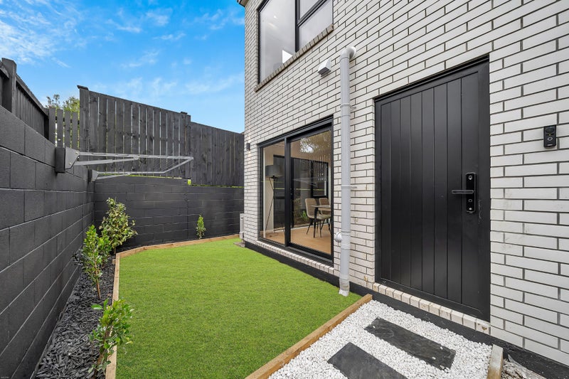 Lot 2/18 Sunnyhill Crescent, Sunnyhills, Manukau City, Auckland - Carousel 2