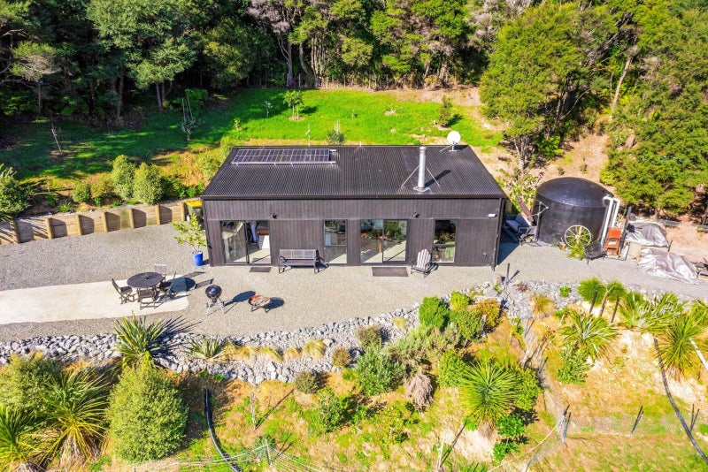 572 Krippner Road, PUHOI, SILVERDALE - Carousel 1