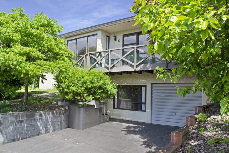 10A Surrey Road, Richmond, Richmond - Carousel 2