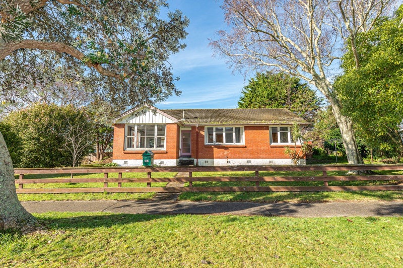 163 Paterson Street, Aramoho, Whanganui - Carousel 1