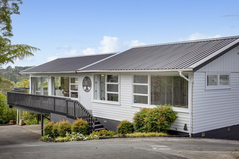 142 Glamorgan Drive, Torbay, Auckland - Carousel 1