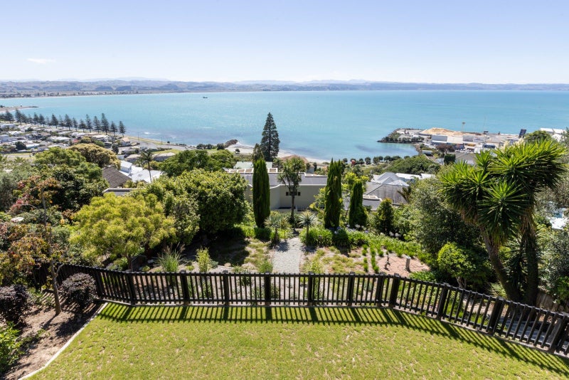 157 Thompson Road, Bluff Hill, Napier, Hawke's Bay - Carousel 18
