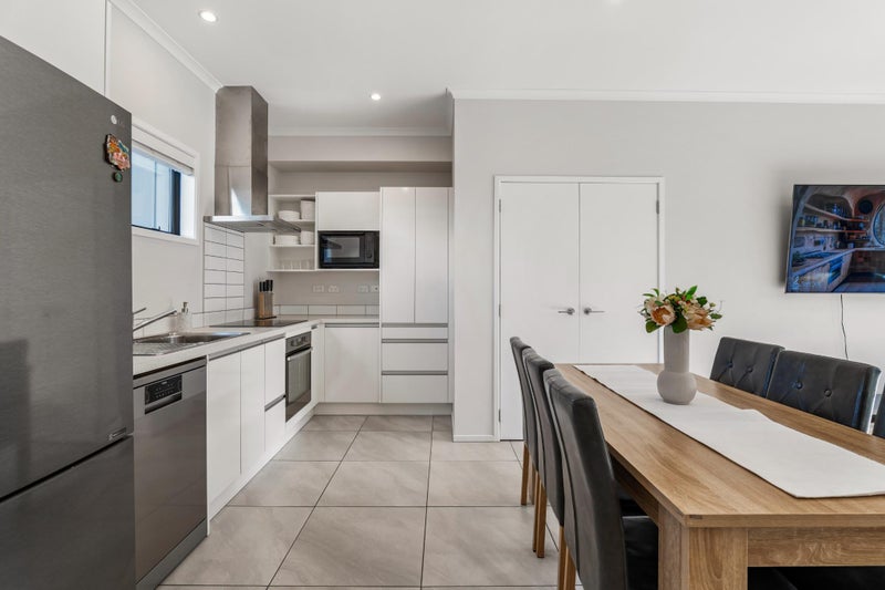 14 Piko Lane, Hobsonville, Auckland - Carousel 2