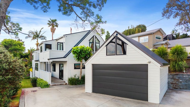 24 Isobel Road, Greenhithe, Auckland - Carousel 1