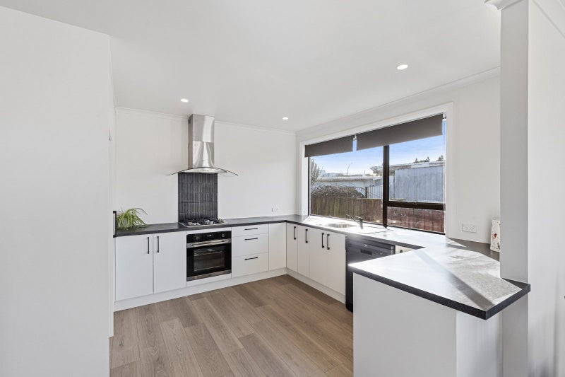 1/29 Willis Street, Bader, Hamilton - Carousel 2