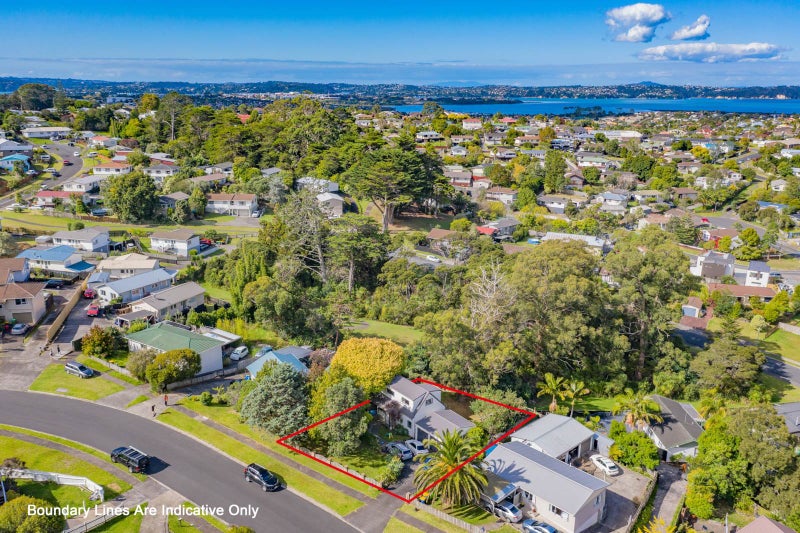 33 Elizabeth Drive, West Harbour, Auckland - Carousel 2